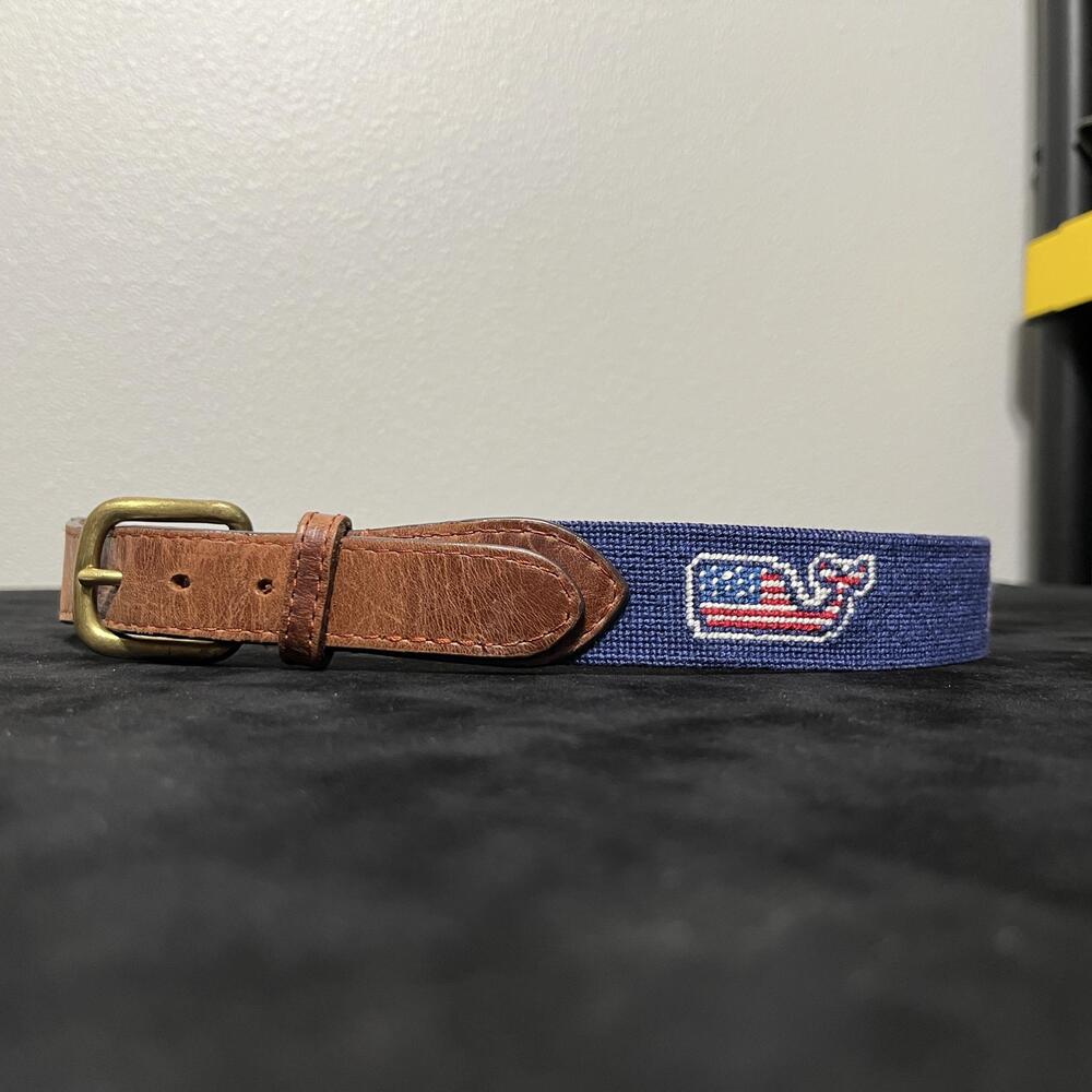 Vineyard Vines Smathers Branson Belt Mens 32 Whale USA Flag Needlepoint Leather